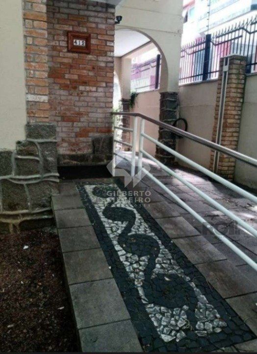 Casa Comercial, à venda, 400 m², Floresta - Porto Alegre — foto 2