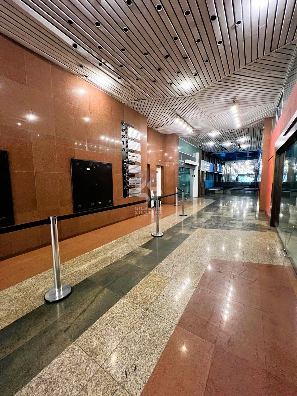 Loja, 1 sala, à venda, 45 m², Moinhos de Vento - Porto Alegre — foto 3