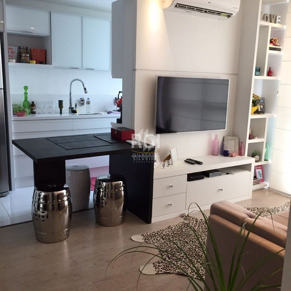 Apartamento para Venda - 56m², 2 dormitórios, sendo 1 suites, 1 vaga
