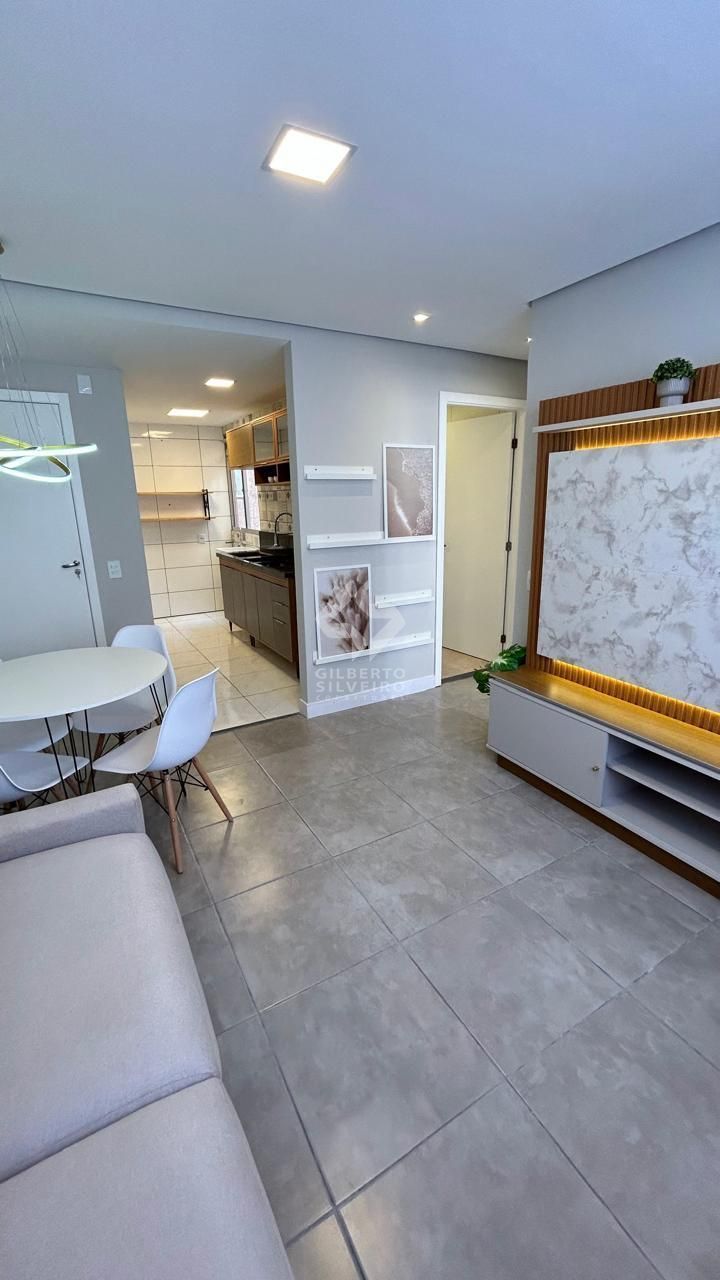 Apartamento térreo com 2 dormitórios e vaga na Hípica