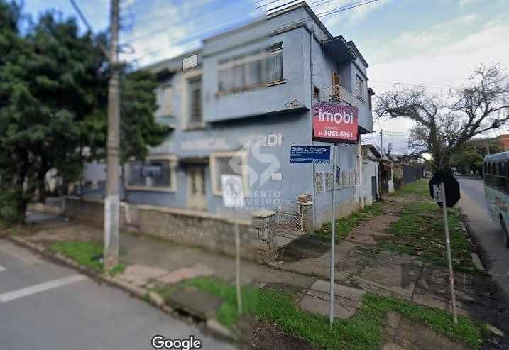 Casa à venda, 290m², Santa Maria Goretti - Porto Alegre