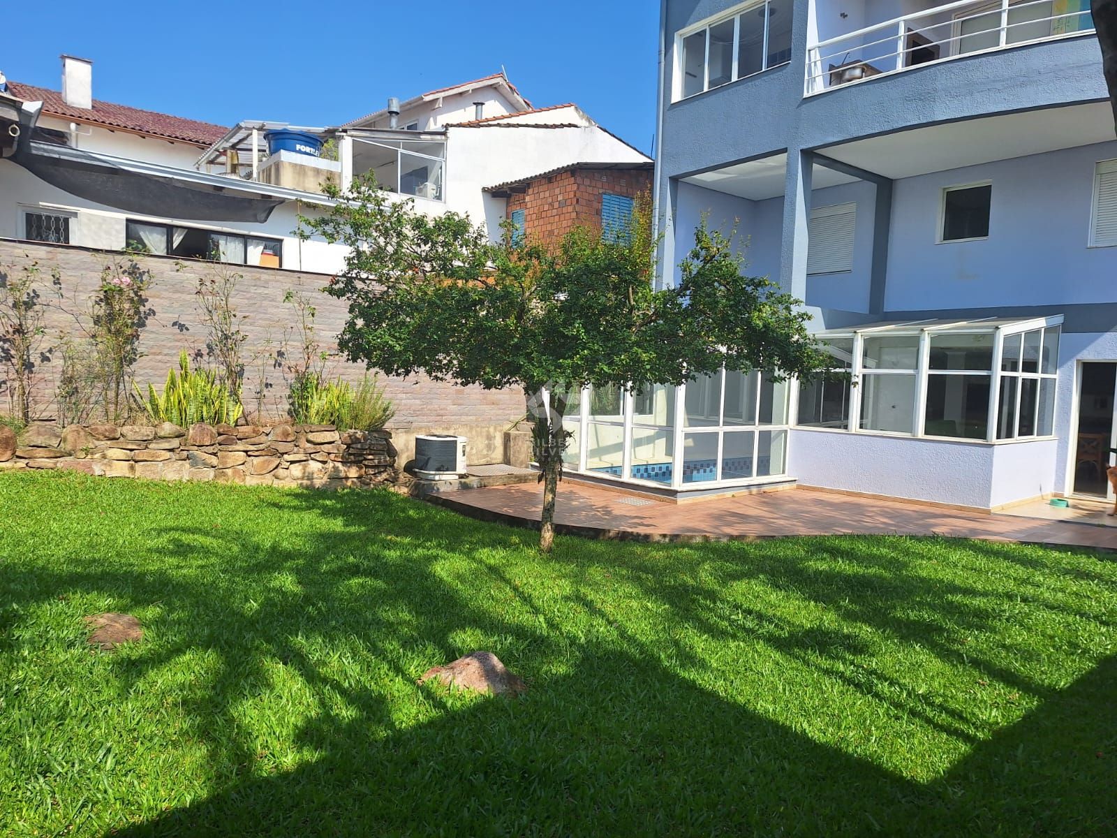 patio fundos