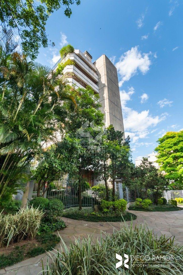 Apartamento para Venda - 305.46m², 3 dormitórios, sendo 3 suites, 4 vagas - Mont Serrat