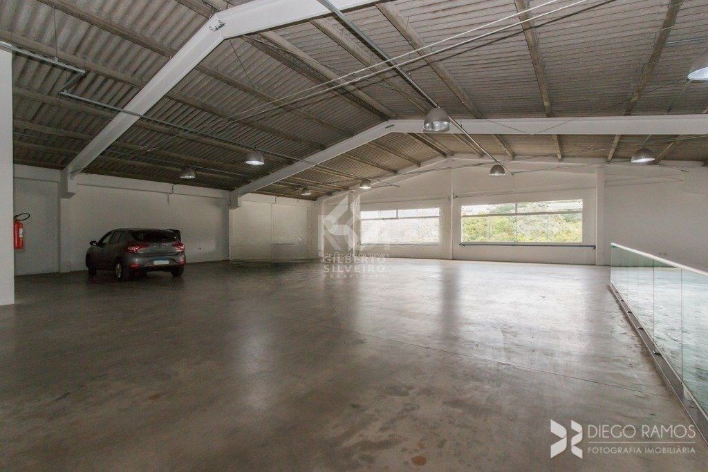 Prédio à venda 2236m² Avenida OTTO NIEMEYER, Tristeza, Porto Alegre.