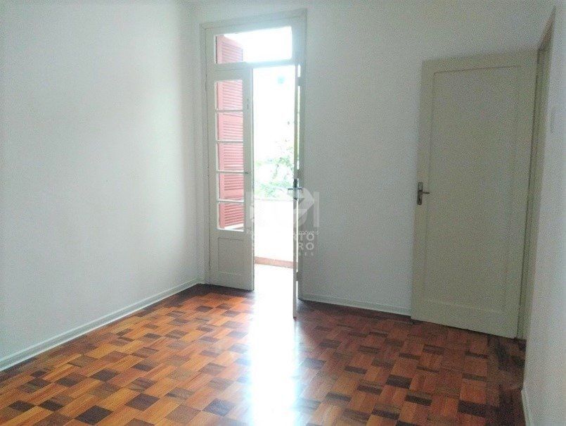 Apartamento para Venda - 68.24m², 2 dormitórios, Petrópolis