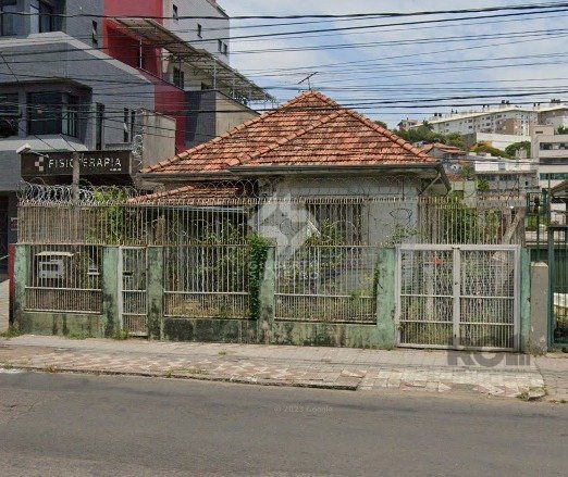 Casa para Venda - 192m², 3 dormitórios, 3 vagas - Medianeira