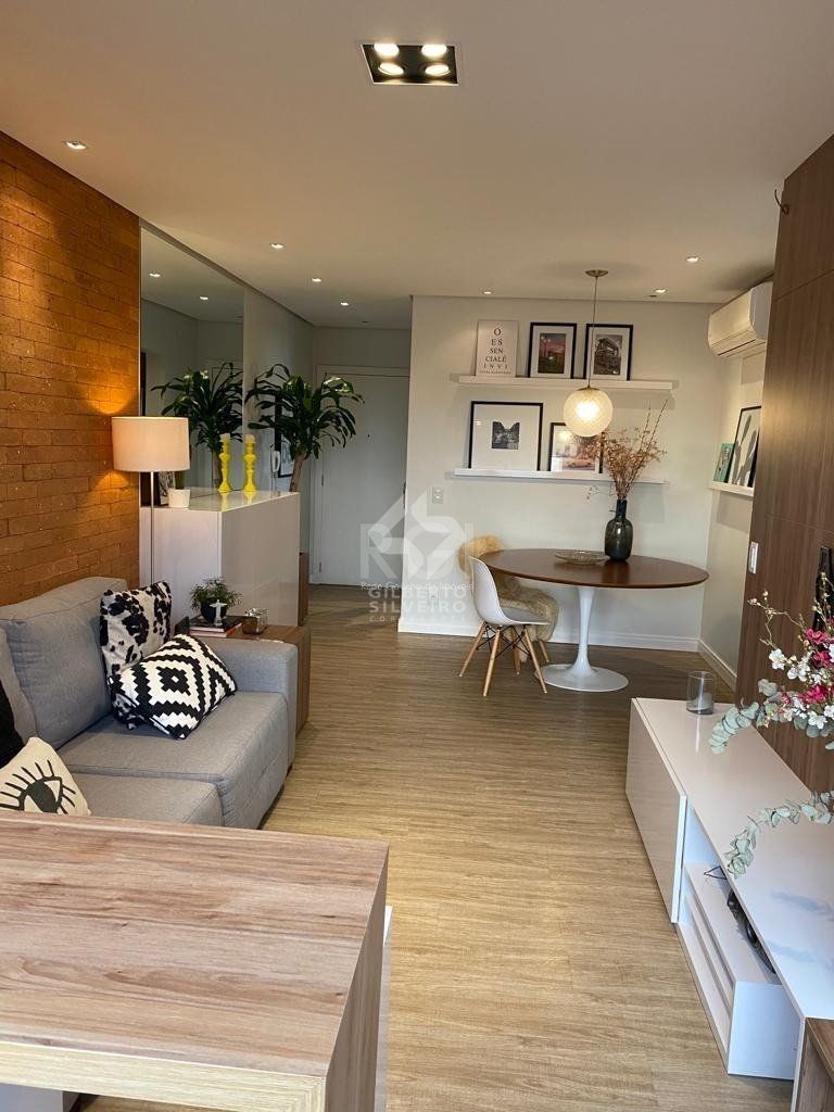 Excelente apartamento mobiliado de 2 dormitórios e 1 vaga de garagem