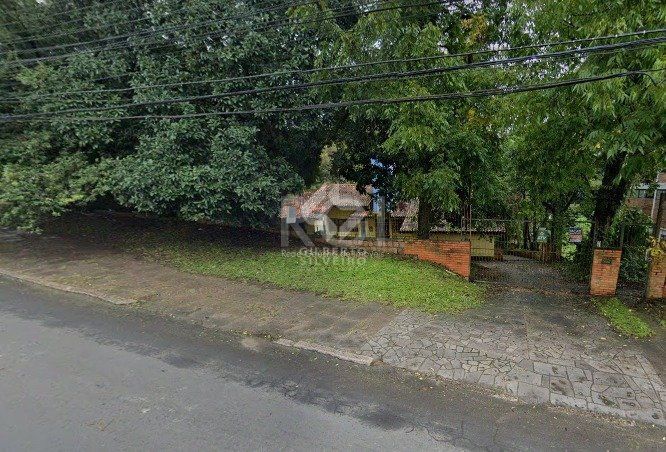 Casa para Venda - 450m², 5 dormitórios, sendo 1 suites, Glória