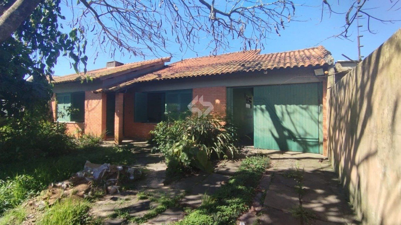 Casa com 4 quartos e 257m² à venda em Guarujá, Porto Alegre.