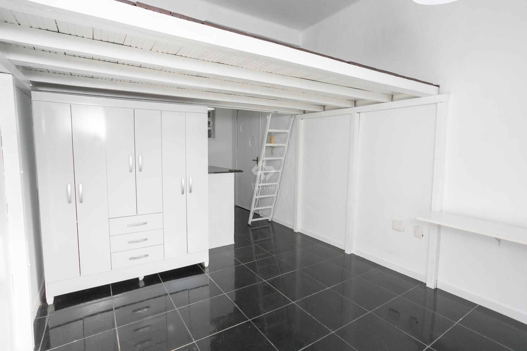 Studio no Centro Histórico - para morar ou investir