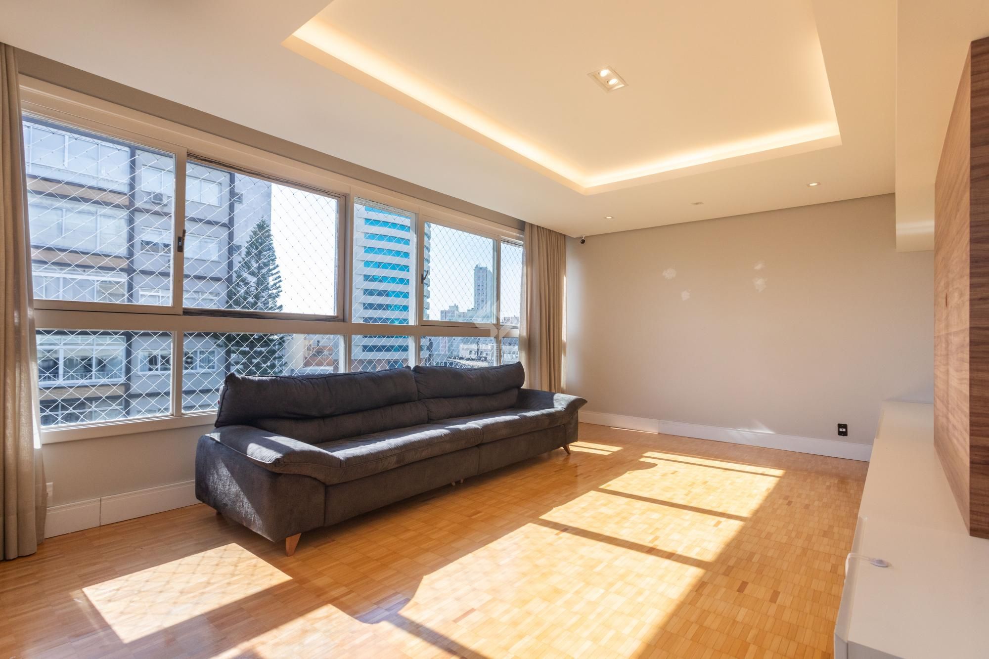 Apartamento, 3 quartos, à venda, 141 m², Moinhos de Vento - Porto Alegre — foto 2