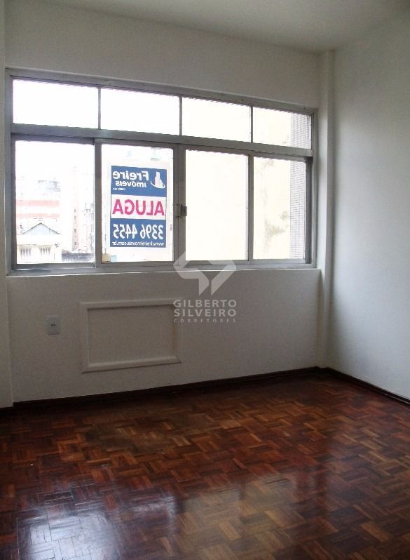 Sala Comercial à venda, 50m², Centro Histórico - Porto Alegre