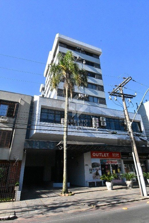 SALA - 32,00 m² - 1 vaga - MENINO DEUS