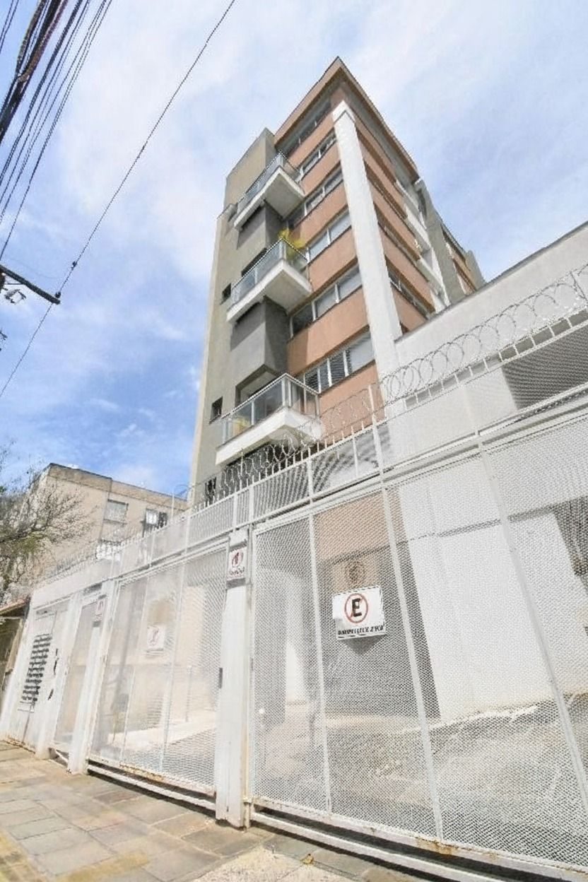 APARTAMENTO 2 DORMITÓRIOS COM 1 VAGA E SACADA COM CHURRASQUEIRA