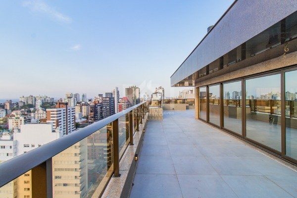 Cobertura para Venda - 617.99m², 4 dormitórios, sendo 4 suites, 5 vagas - Mont Serrat