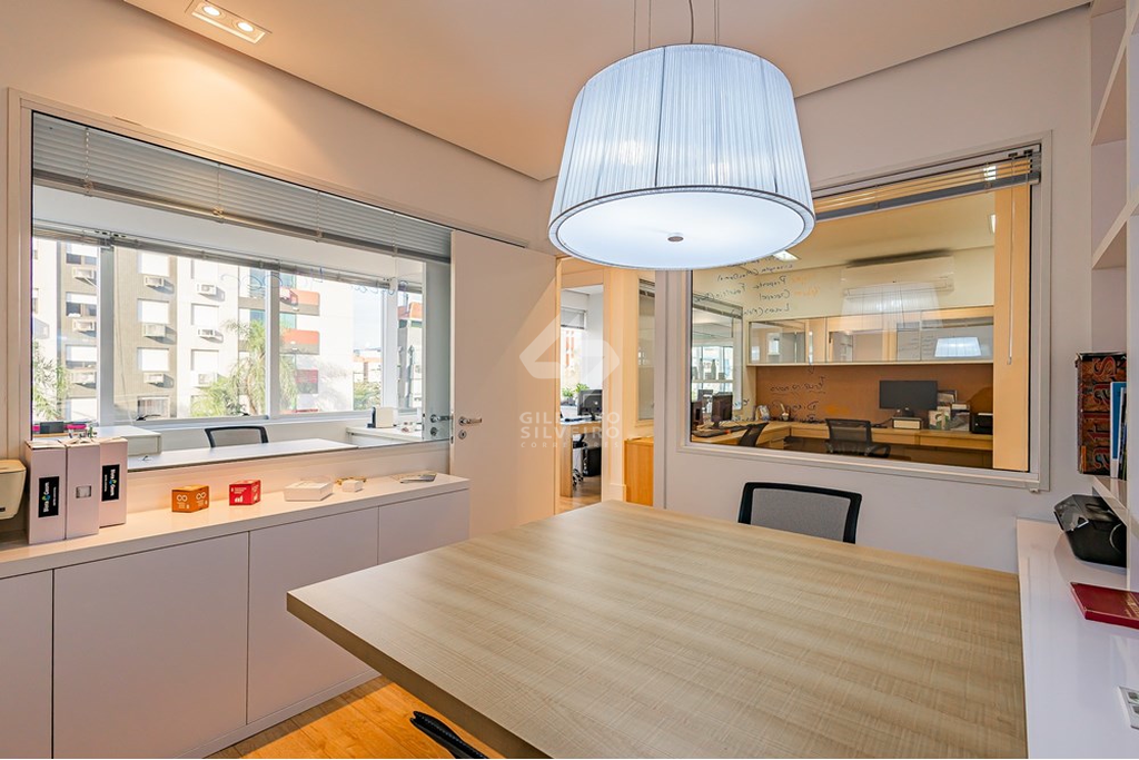 2509483.jpeg