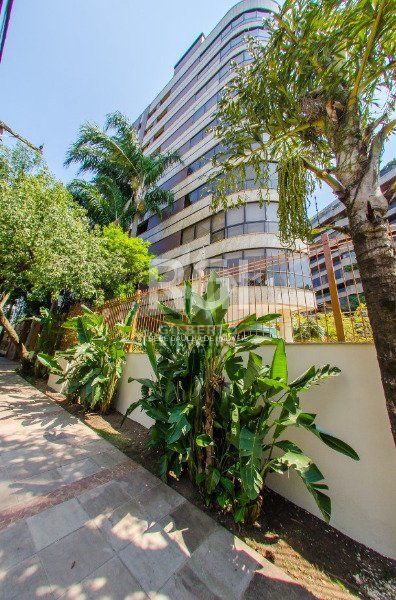 Apartamento para Venda - 257.8m², 3 dormitórios, sendo 3 suites, 3 vagas - Bela Vista