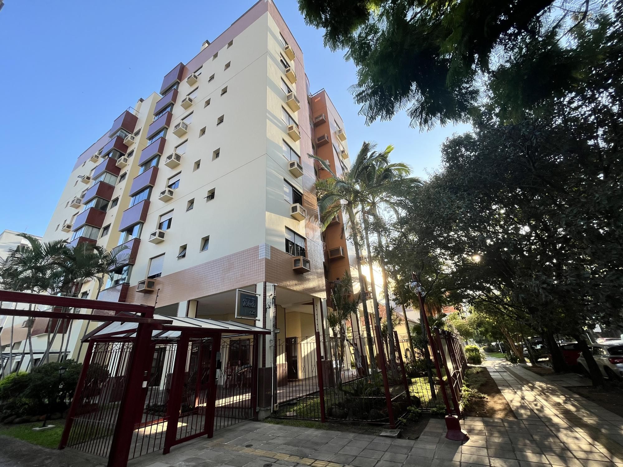 Apartamento, 3 quartos, à venda, 181 m², Menino Deus - Porto Alegre — foto 2