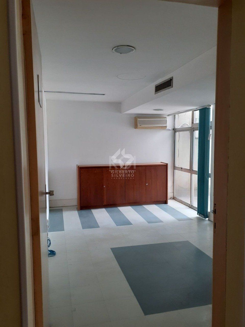 Sala Comercial, à venda, 96 m², Bom Fim - Porto Alegre — foto 3