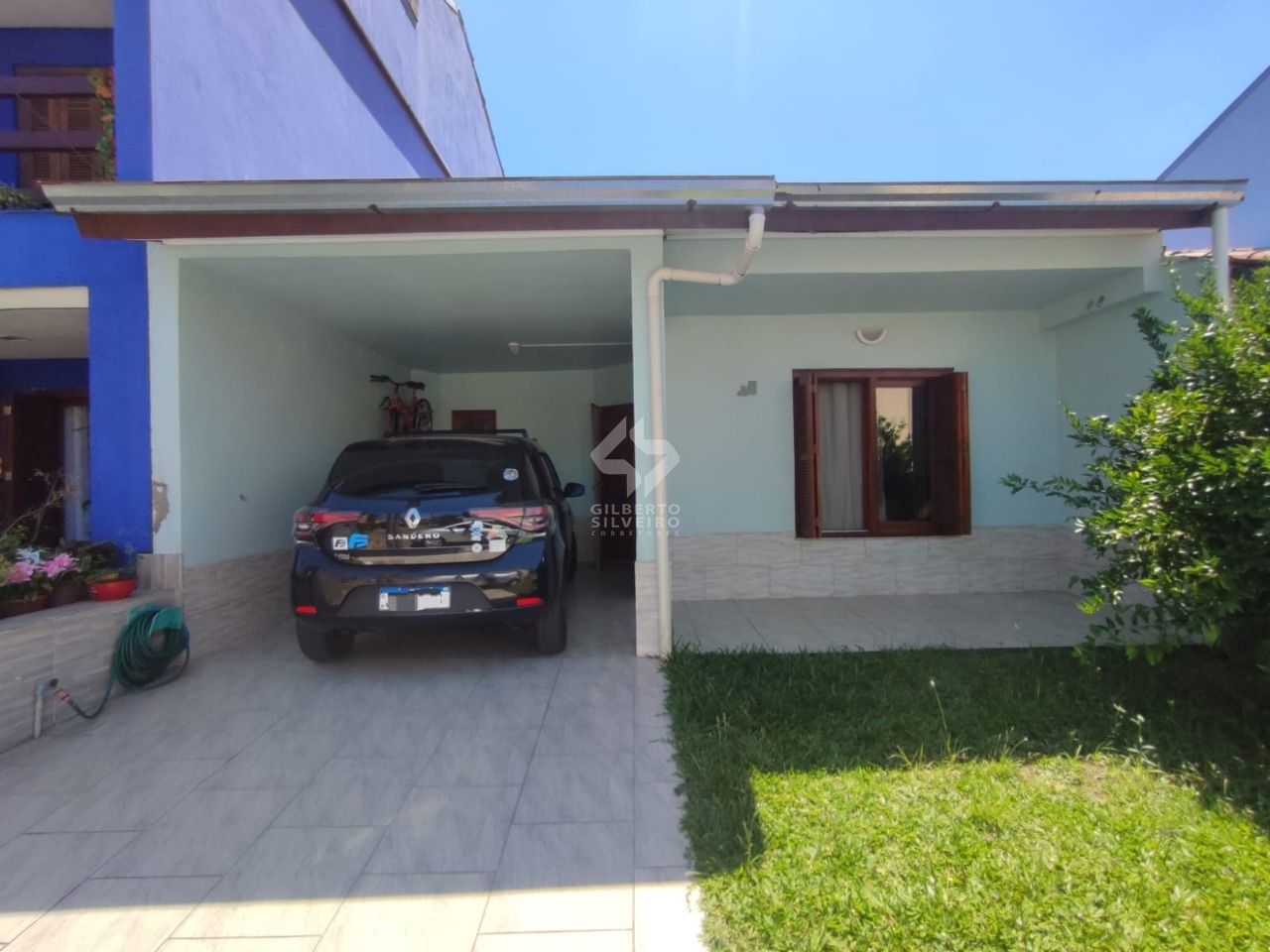 Casa em condomínio no bairro Guarujá