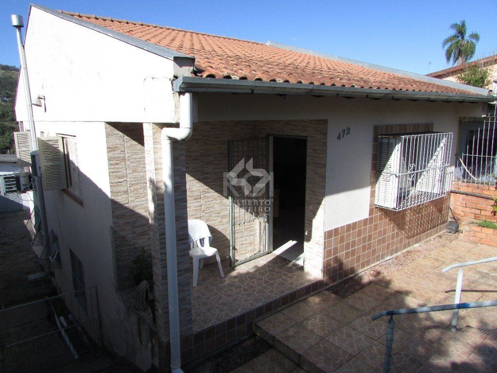 Casa para Venda - 180m², 3 dormitórios, 2 vagas - Jardim Carvalho