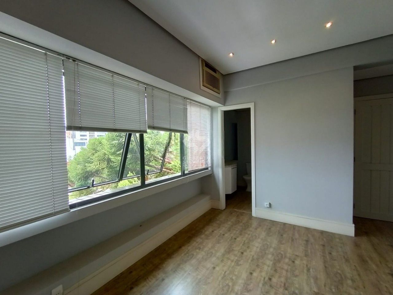 Sala Comercial 1 quartos à venda, 28m², Petrópolis - Porto Alegre