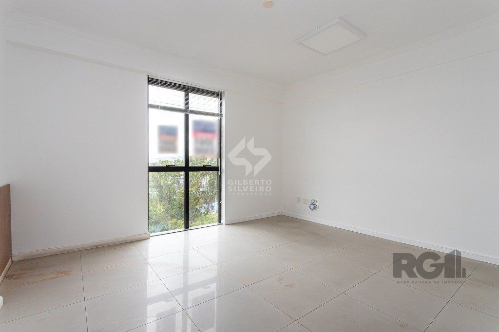 Sala Comercial, à venda, 36 m², São João - Porto Alegre — foto 2