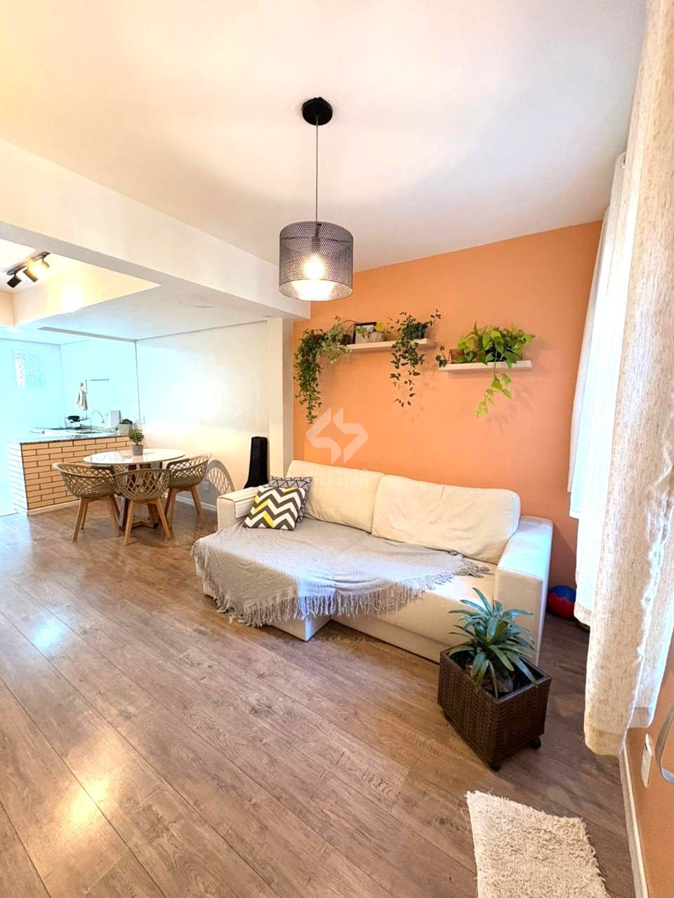 Casa sobrado de 3 dormitórios e 2 vagas
