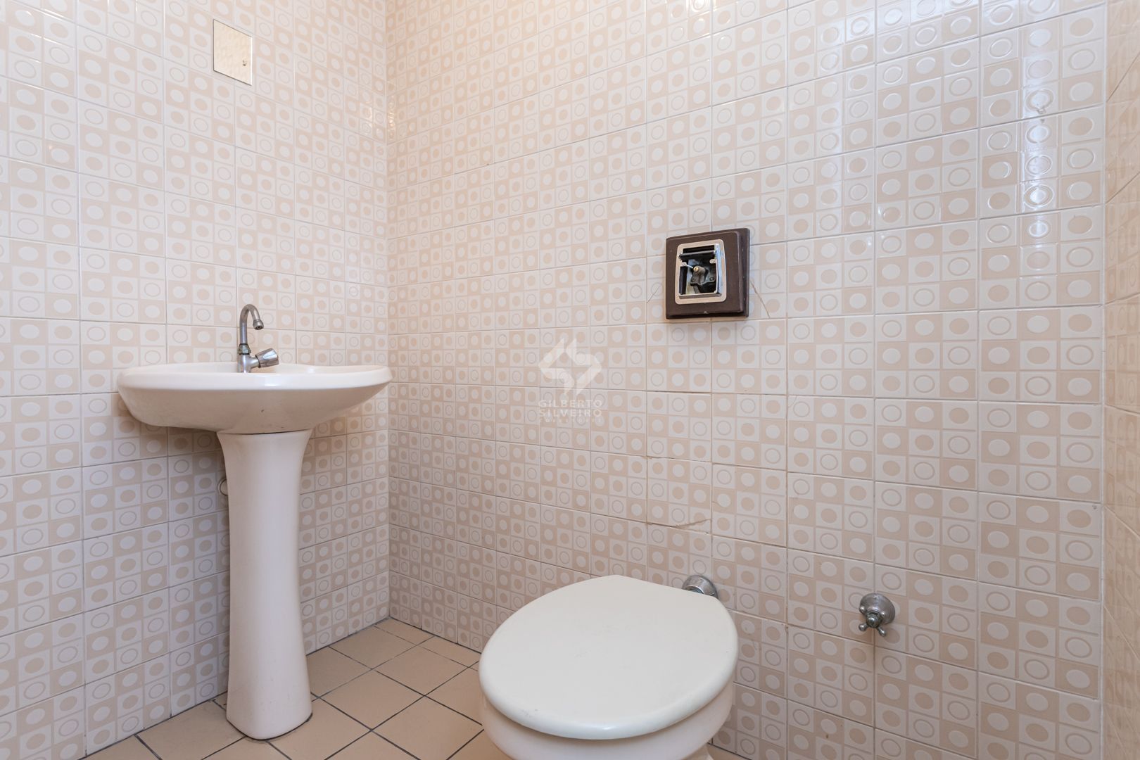 Sala Comercial, 1 sala, à venda, 54 m², Floresta - Porto Alegre — foto 2