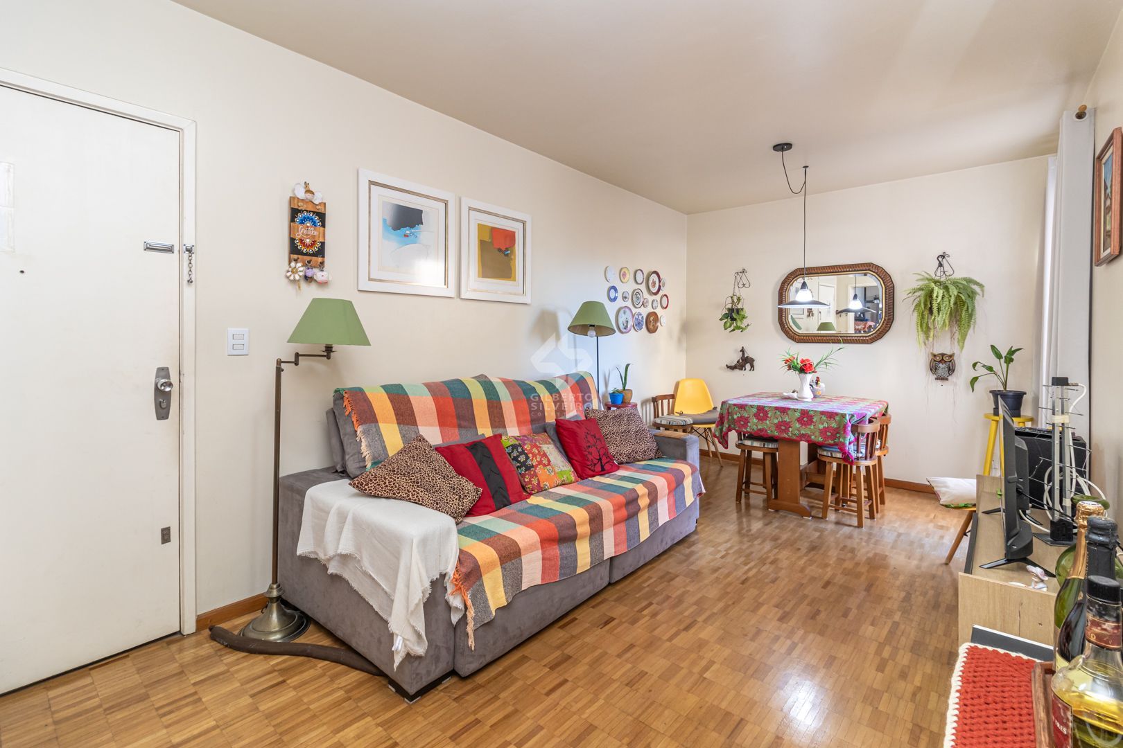 Apartamento no bairro  Rio Branco de 2 dormitórios