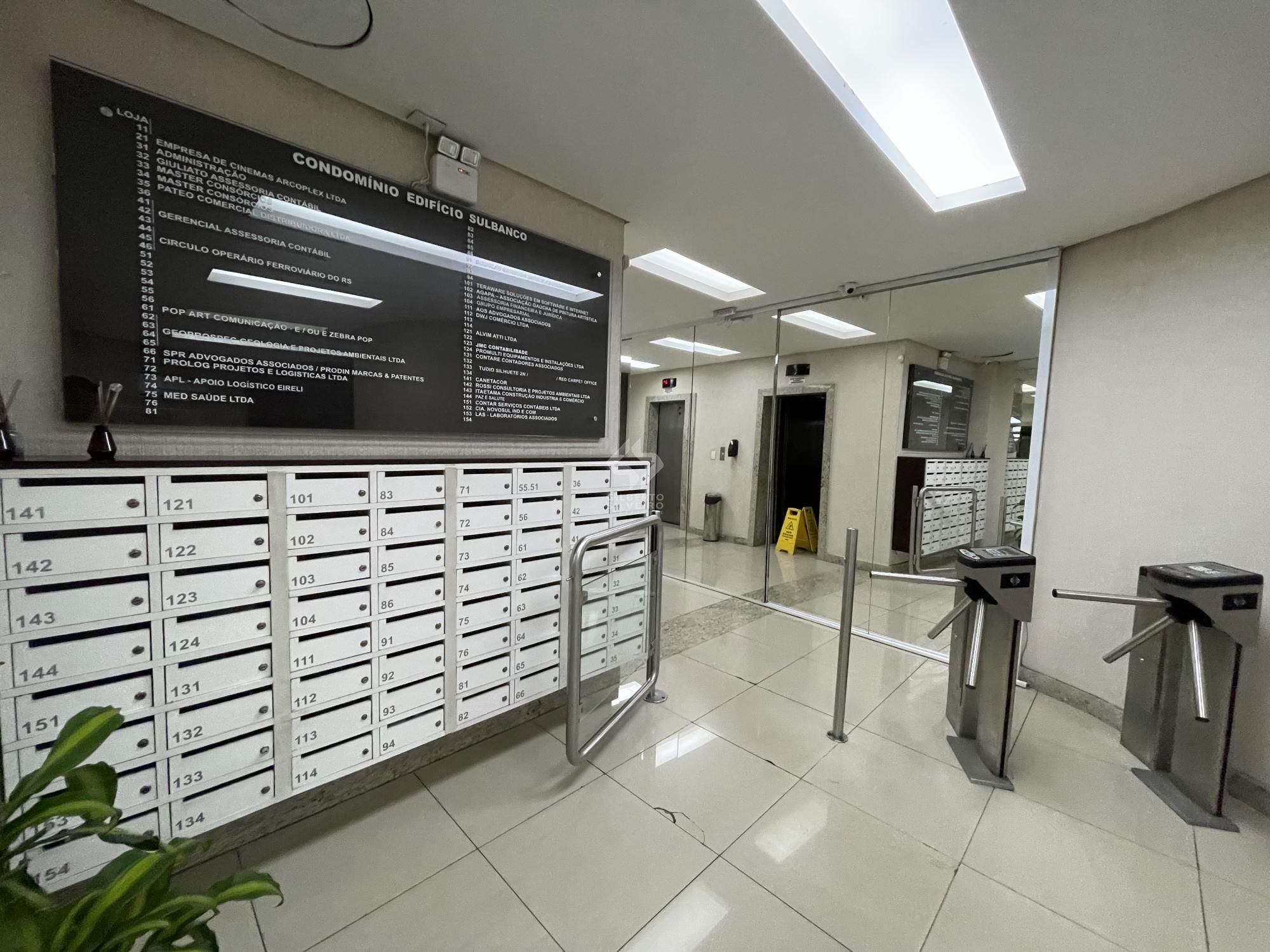 Conjunto Comercial, 3 salas, à venda, 255 m², Floresta - Porto Alegre — foto 2