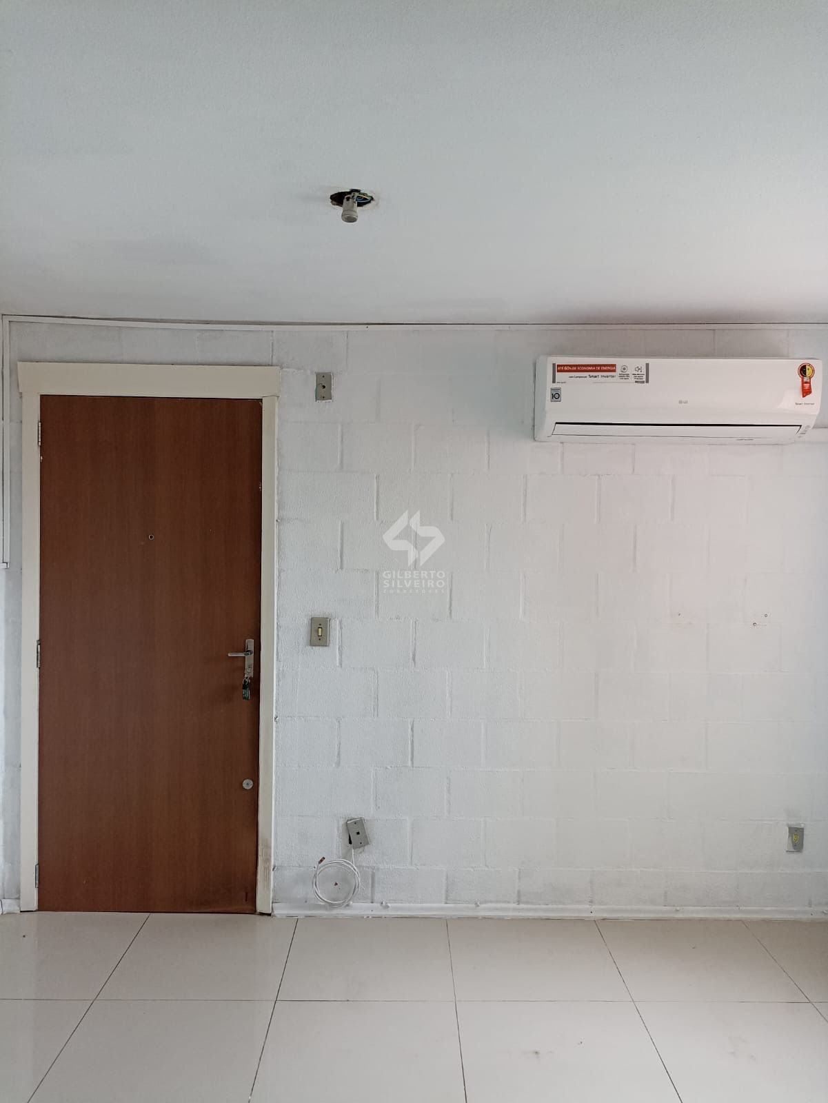Apartamento com 2 dormitórios e 1 vaga na Zona Norte