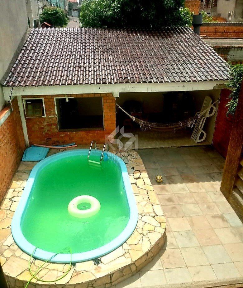 Casa  com piscina 3 dormitórios e 2 Costa e Silva Zona Norte de Porto Alegre