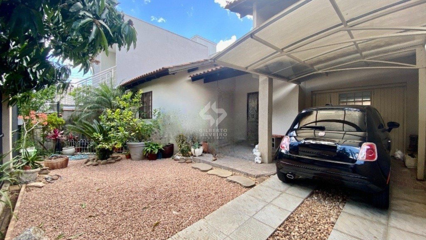 Casa de 2 dormitórios e 2 vagas de garagem em Canoas.