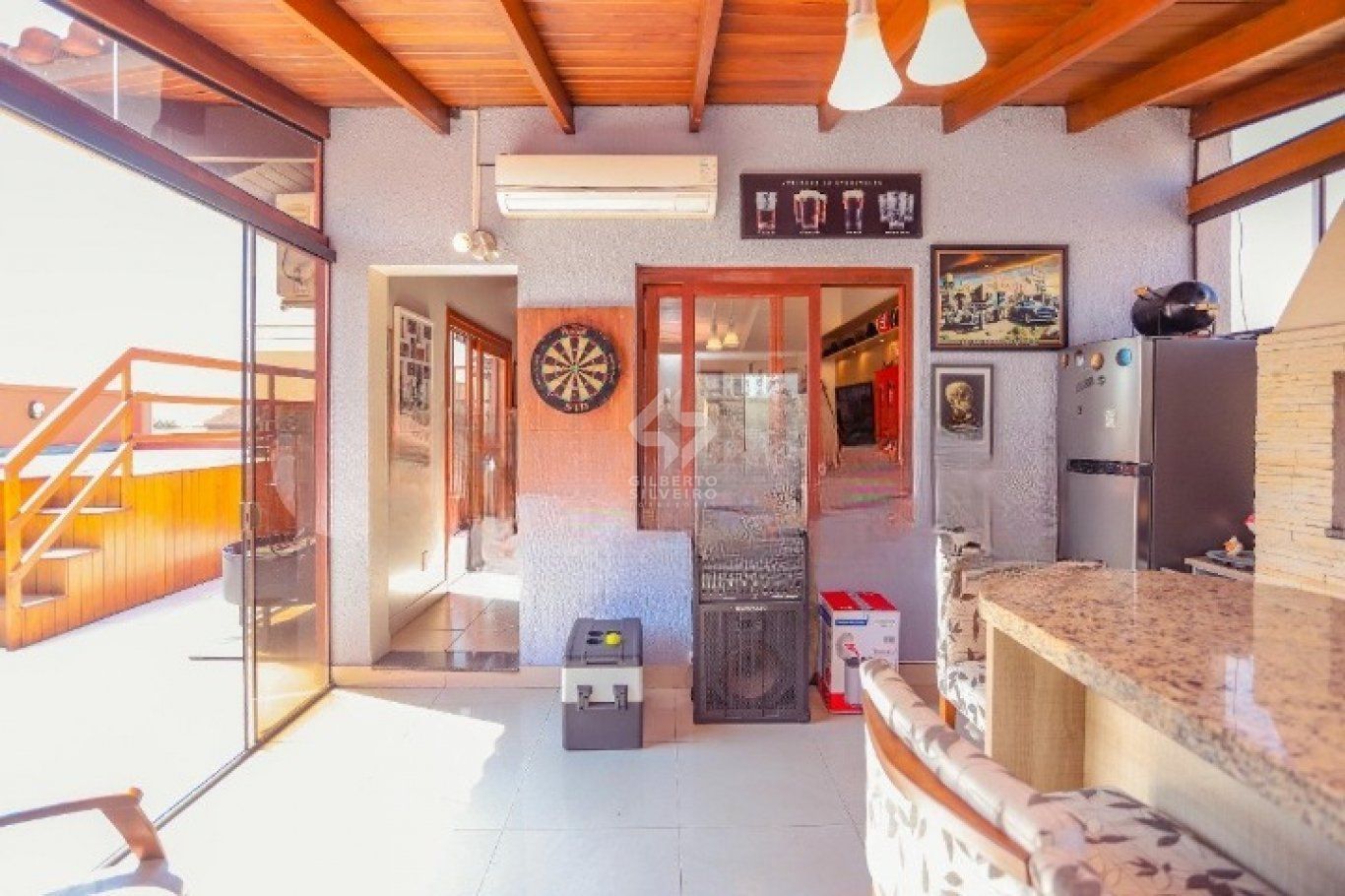 Cobertura com 3 quartos, Vaga e piscina  São Sebastião.