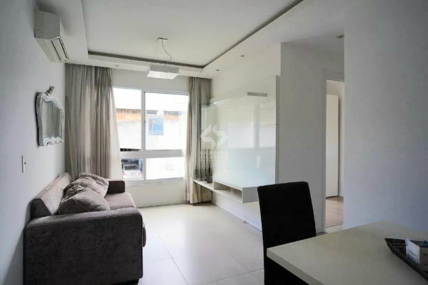 Apartamento 2 dormitórios, 1 suíte, churrasqueira, 1 vaga e elevador no Sarandi