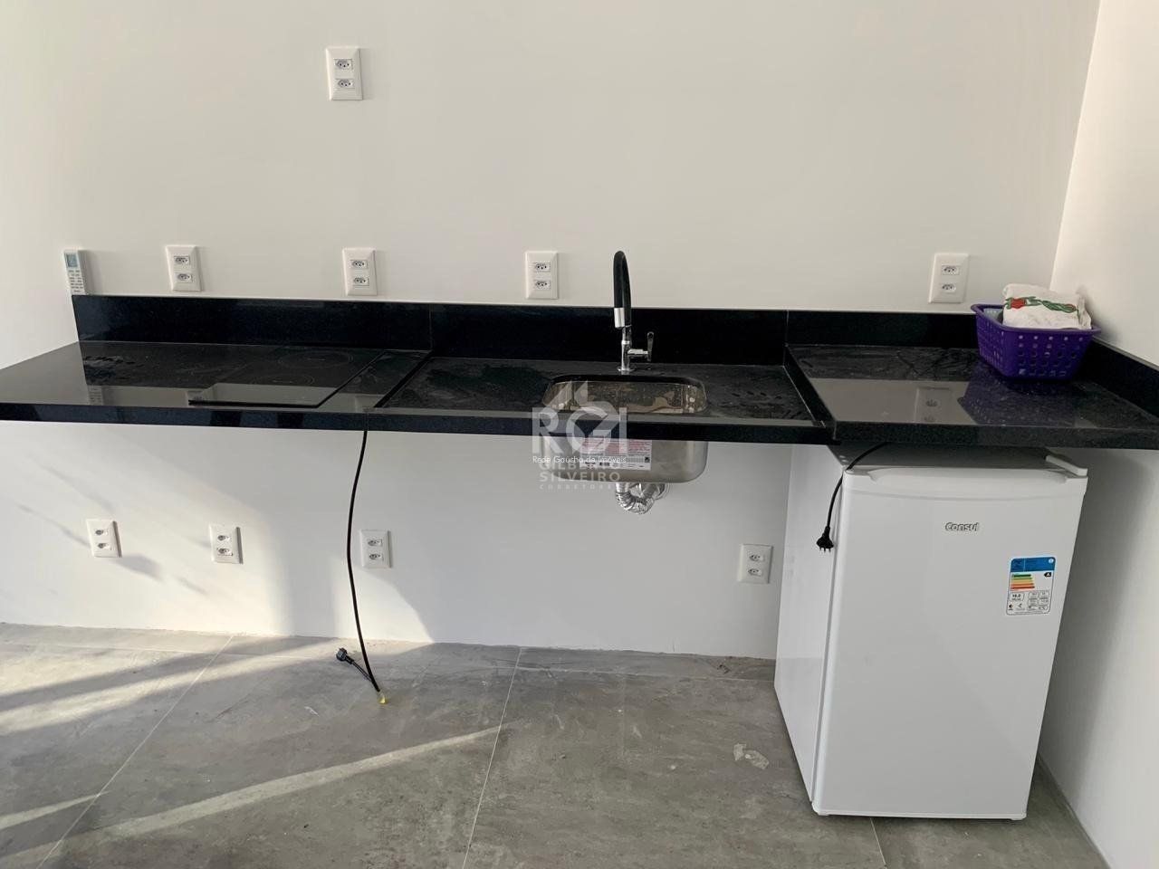 Sala Comercial, à venda, 25 m², Bom Fim - Porto Alegre — foto 2
