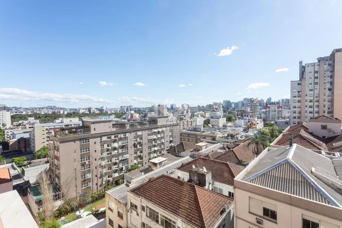 Apartamento de 2 dorm./ na Av. Independência, / Em frente ao Complexo Hospitalar Santa Casa e próximo à UFRGS.