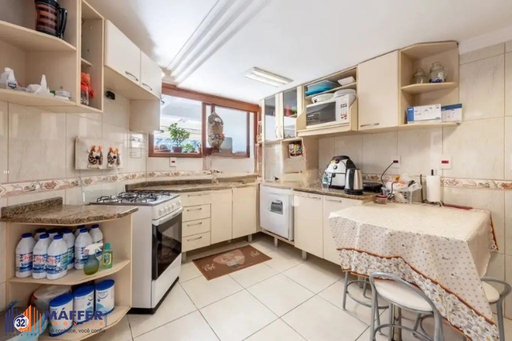 Casa, 5 quartos, 327 m² - Foto 2