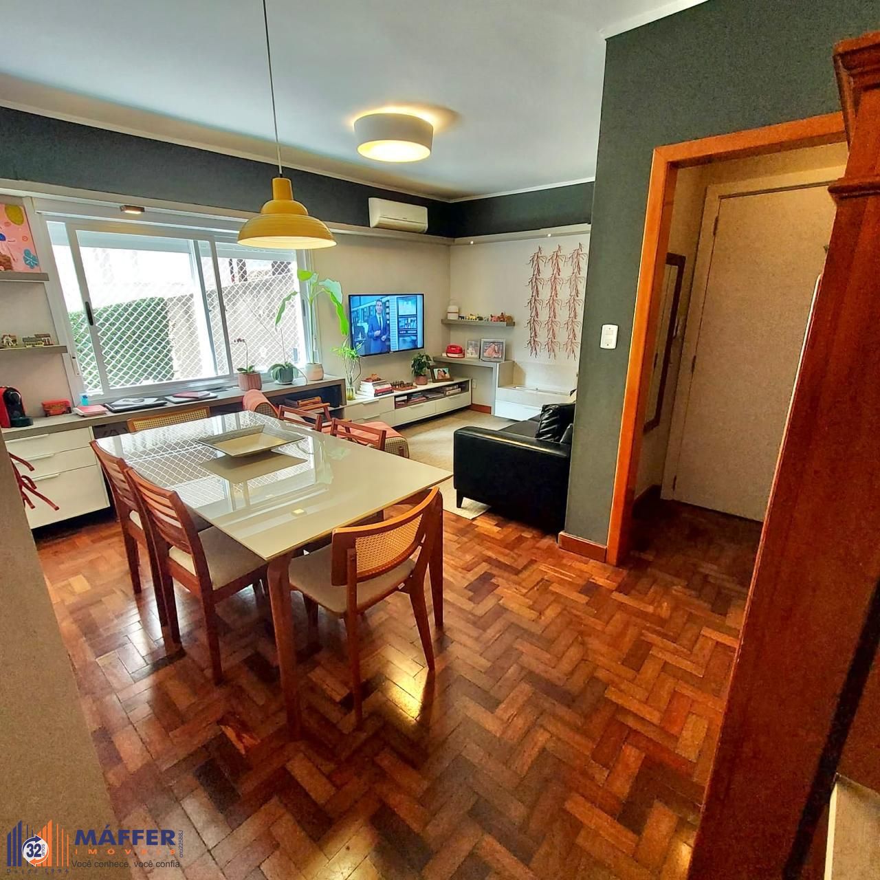 Excelente apartamento a venda semi mobiliado  no bairro Rio Branco.