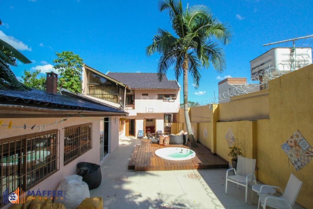 Casa, 4 quartos, 350 m² - Foto 1