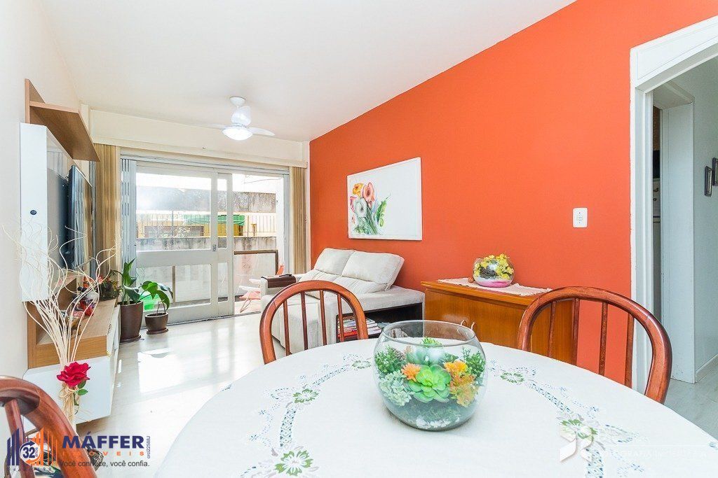 apartamento com 82 m² de área privativa e vaga no bairro Petrópolis