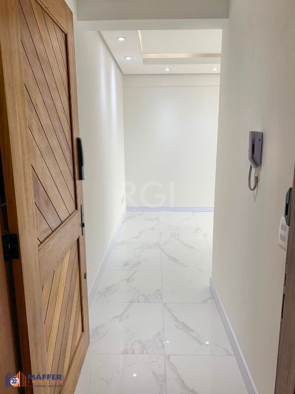 Sala Comercial, à venda, 45 m², Moinhos de Vento - Porto Alegre — foto 2