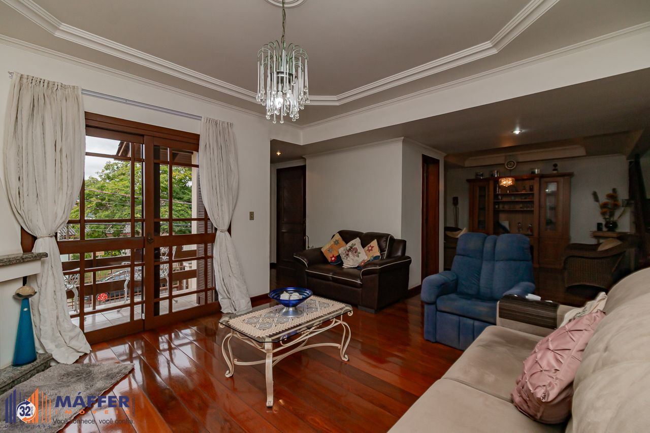 Casa, 3 quartos, 290 m² - Foto 1