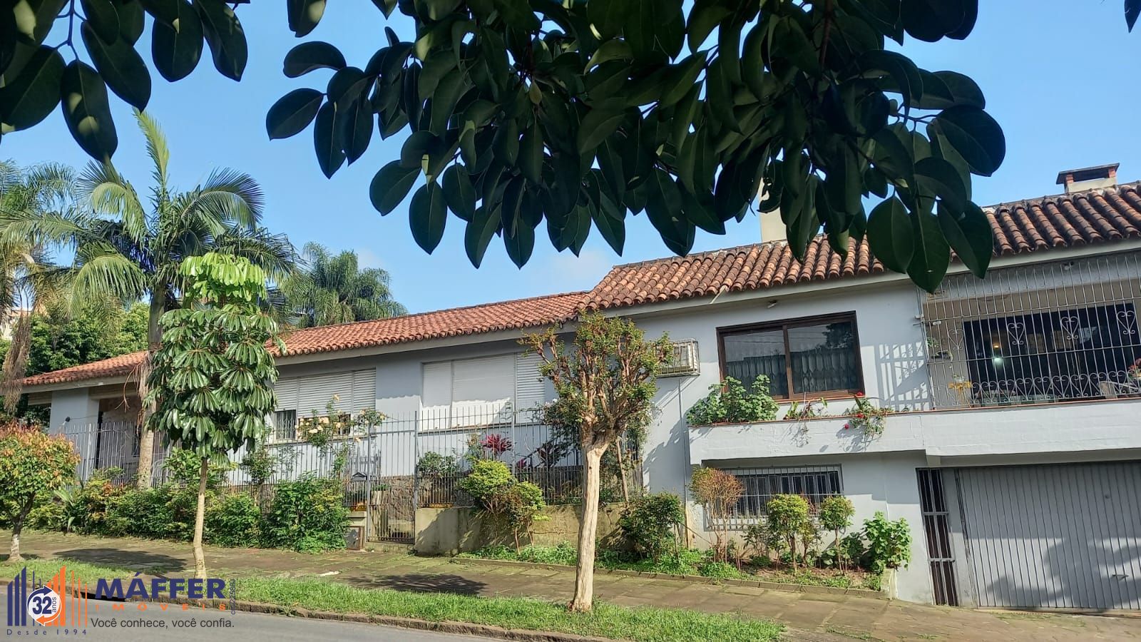 Casa 5 quartos à venda, 360m², Três Figueiras - Porto Alegre