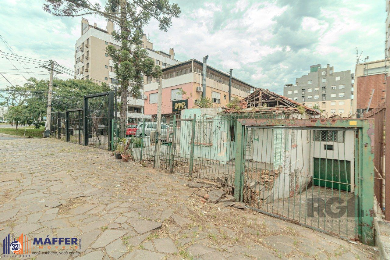Terreno à venda, Passo da Areia - Porto Alegre
