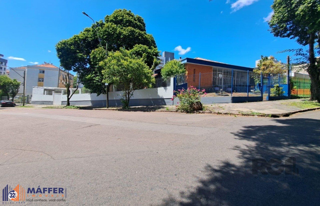 Casa 5 quartos à venda, 330m², Vila Ipiranga - Porto Alegre