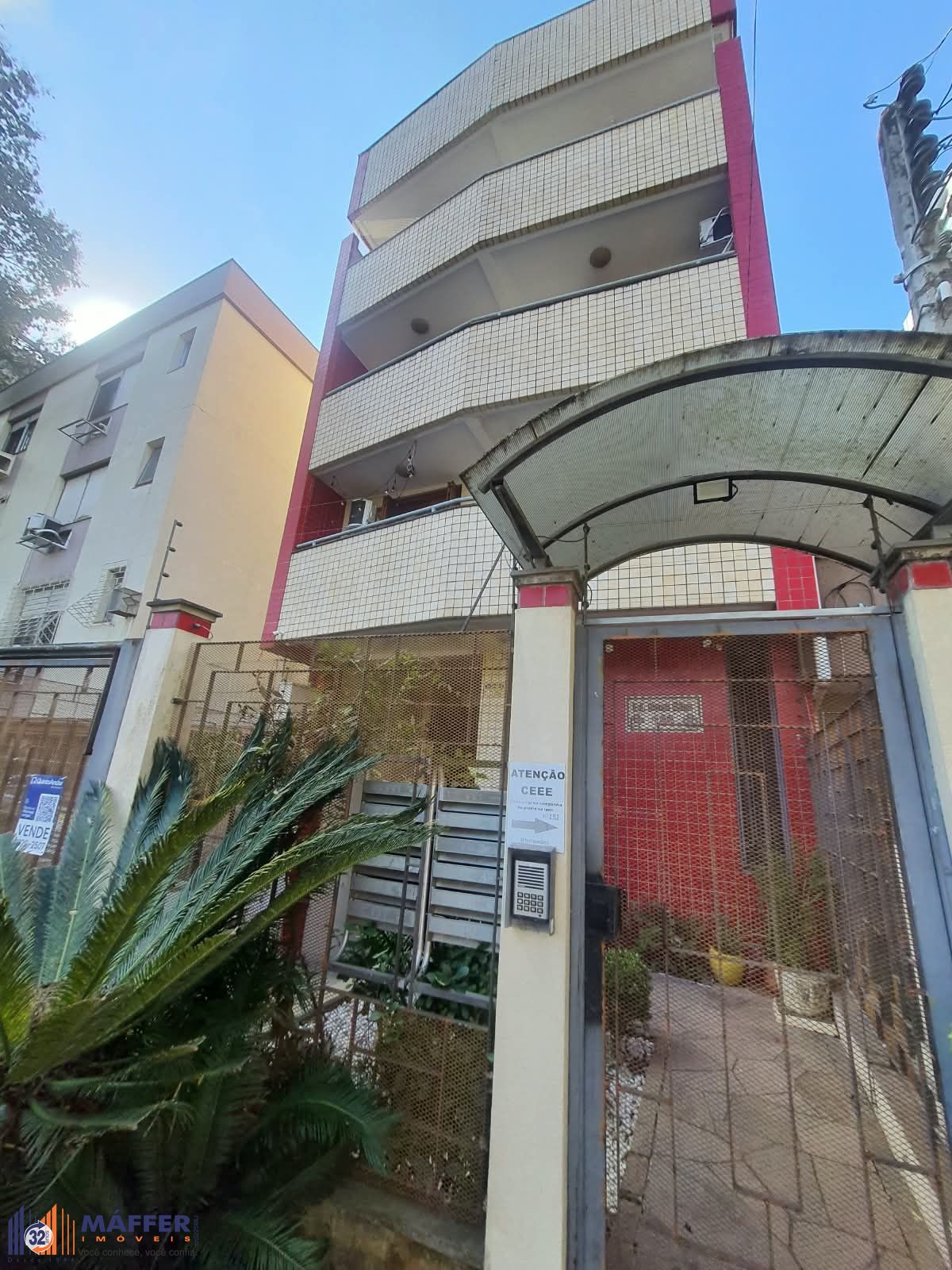 Encantador apto 2D c/sacada, 55 m² no Menino Deus - Porto Alegre