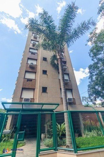 Apartamento 2 Dormitórios,Suíte,Elevador e Garagem no  Bairro Santana