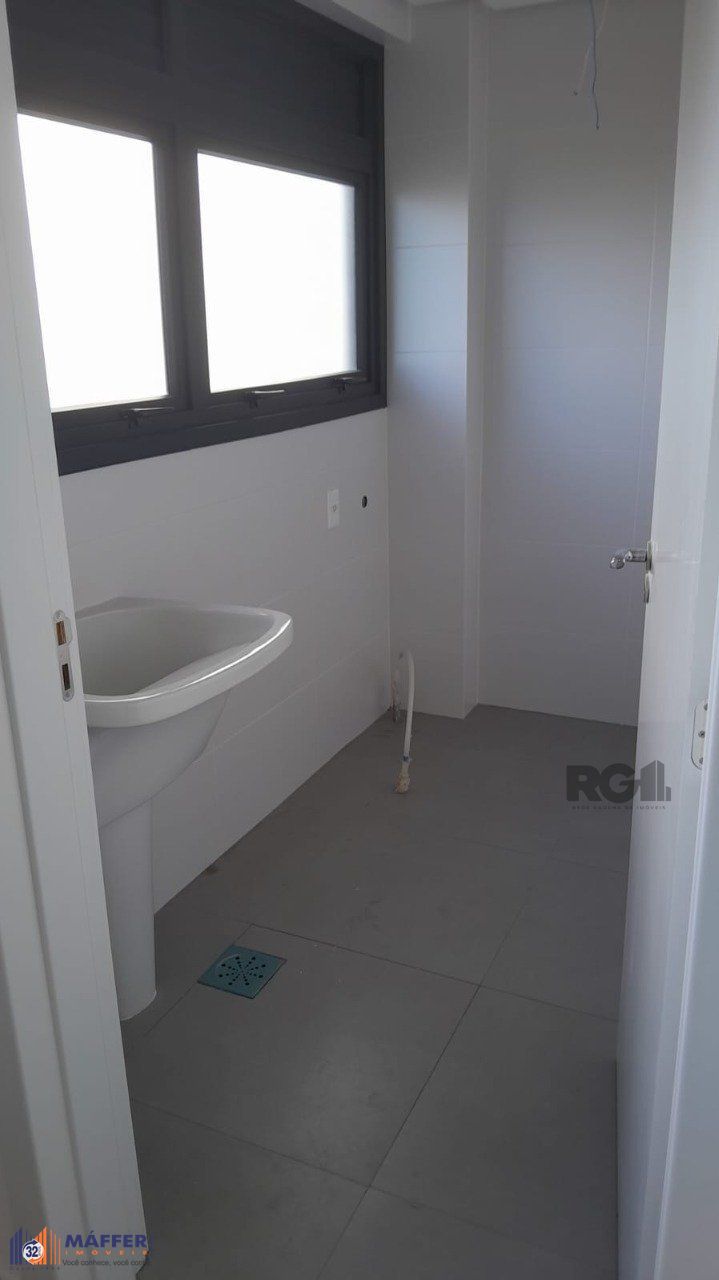 Apartamento, 2 quartos, à venda, 138 m², Santa Cecília - Porto Alegre — foto 2